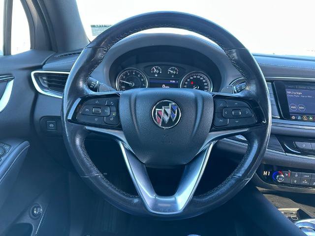 Used 2022 Buick Enclave Essence image 23