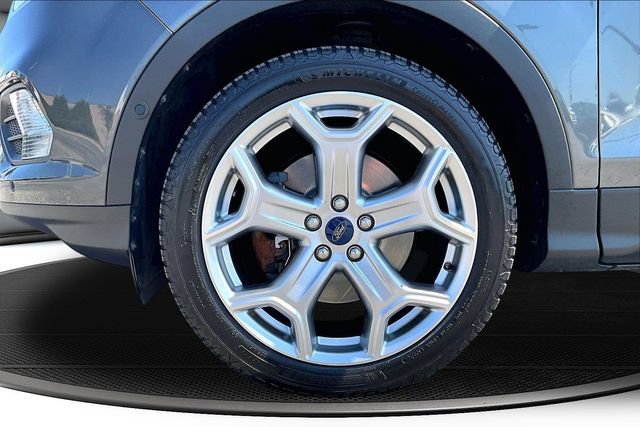 Used 2019 Ford Escape Titanium AWD/4WD image 34