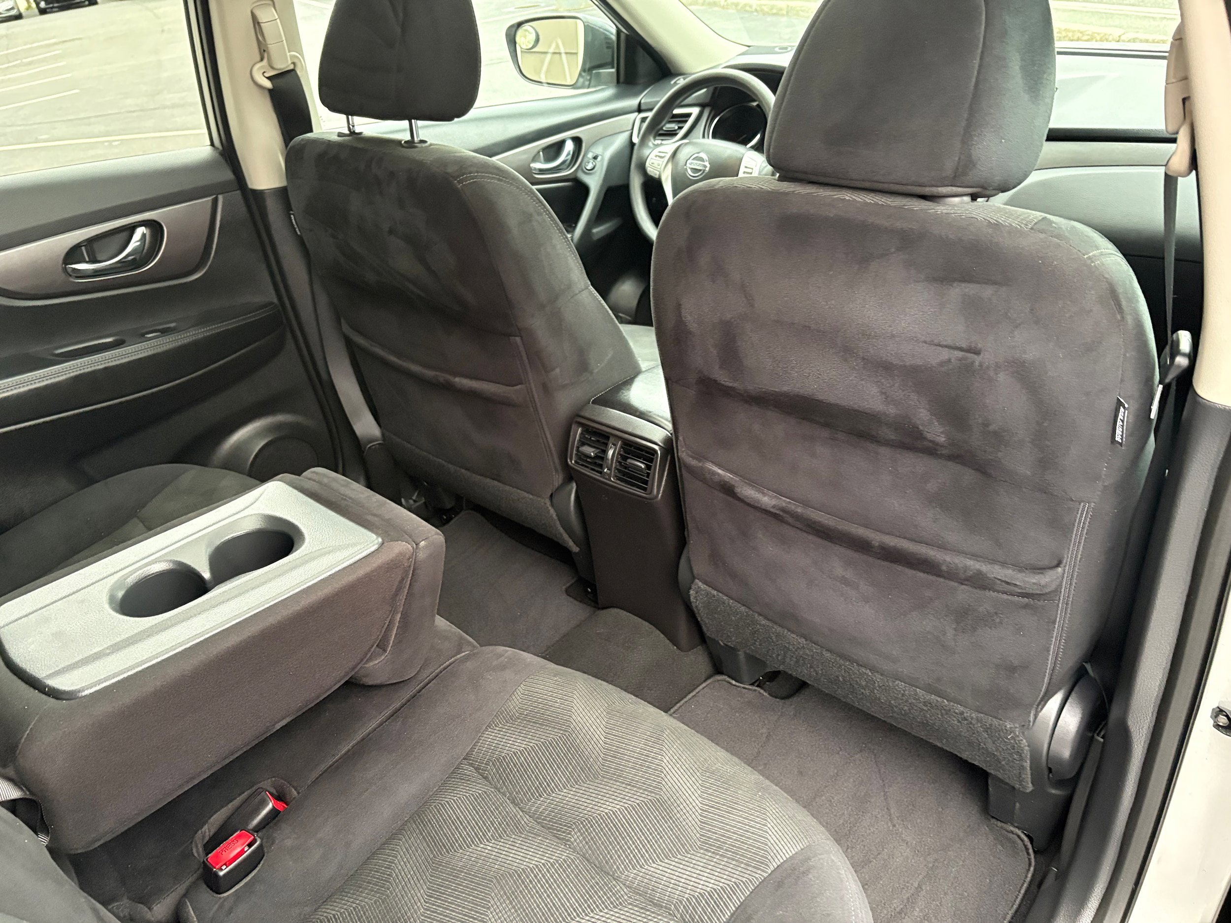 Used 2015 Nissan Rogue SV w/ SV Moonroof Package AWD/4WD image 18