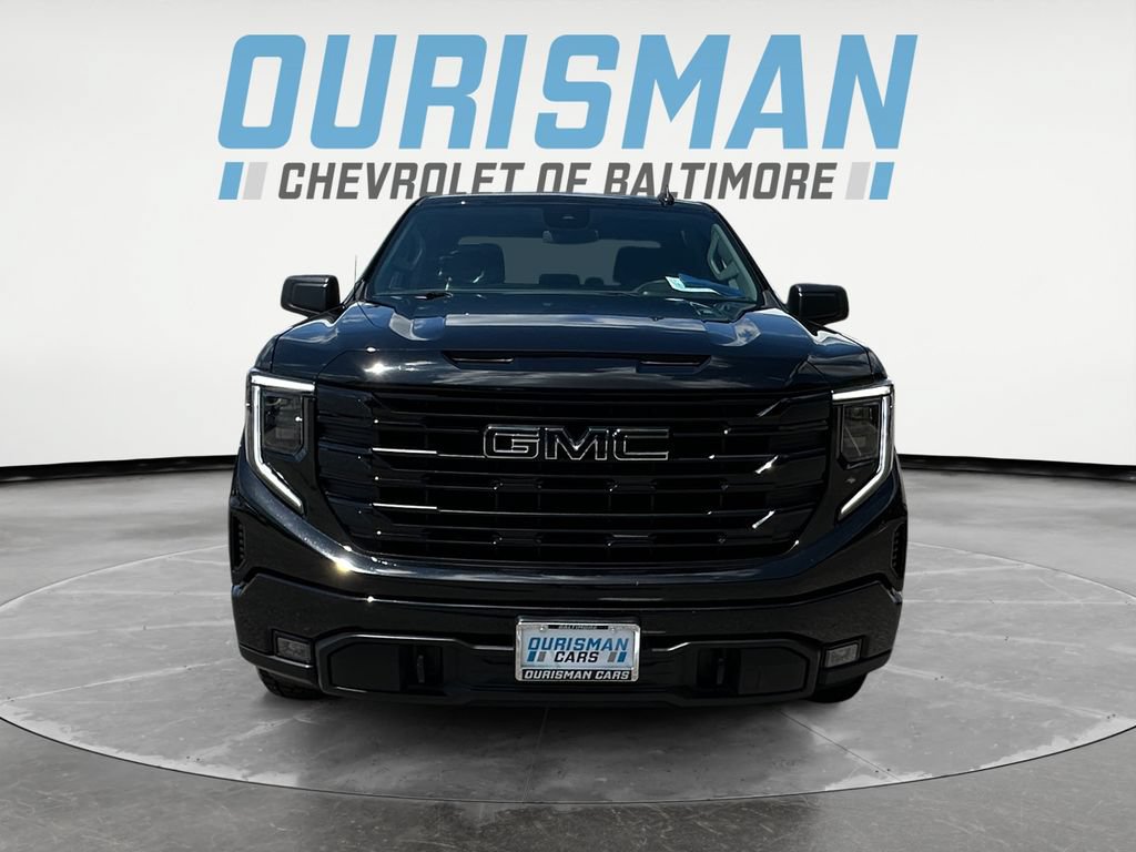 Used 2024 GMC Sierra 1500 Elevation w/ LPO, Elevation Black Package AWD/4WD image 8