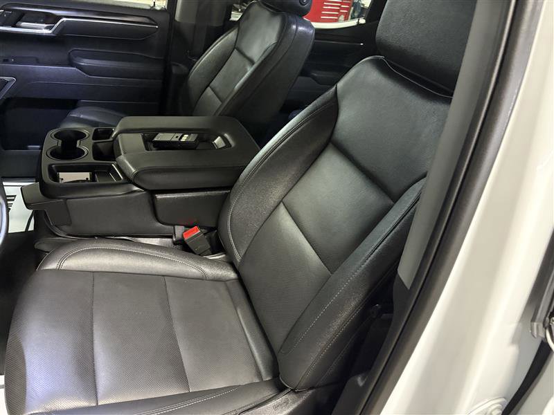 Used 2025 GMC Sierra 1500 SLT AWD/4WD image 9