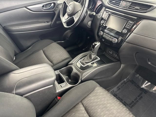 Used 2020 Nissan Rogue SV AWD/4WD image 21