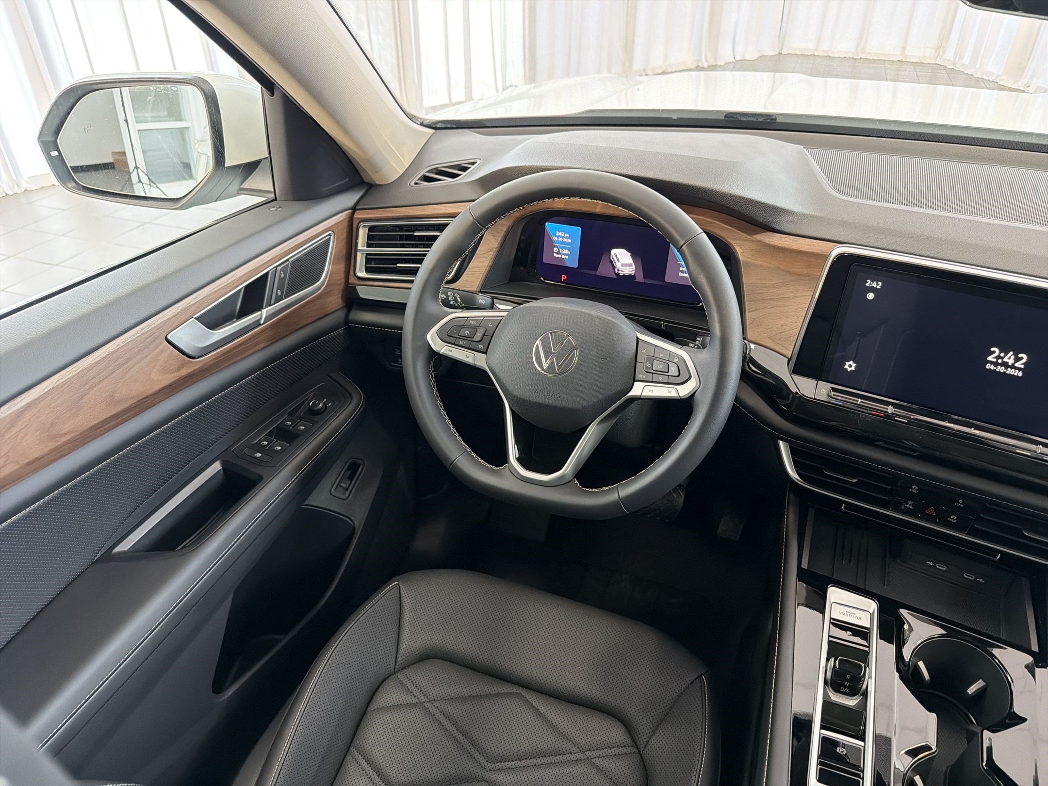 New 2026 Volkswagen Atlas SE FWD image 27