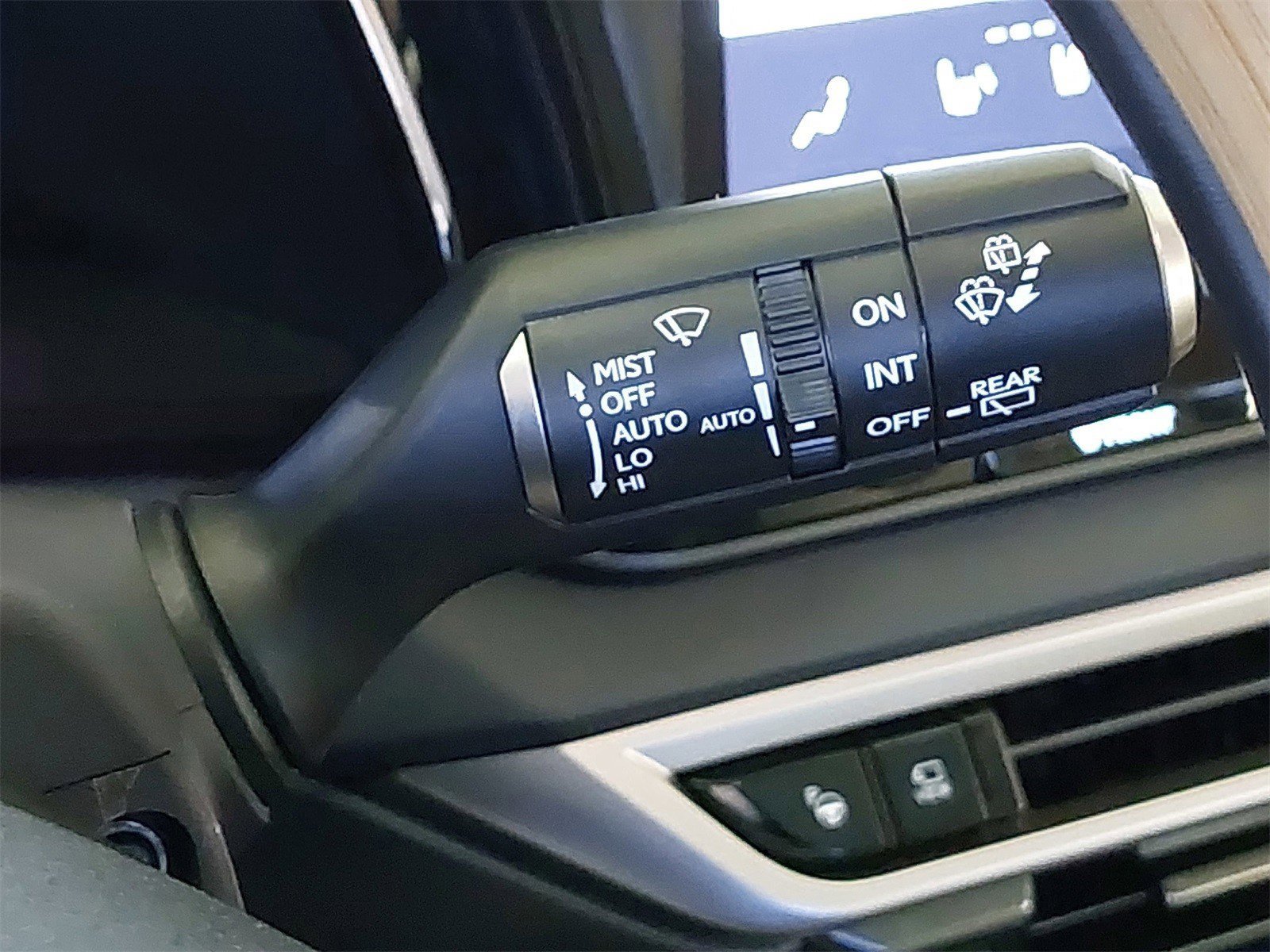 Used 2025 Lexus RX 450h AWD w/ Convenience Package image 20