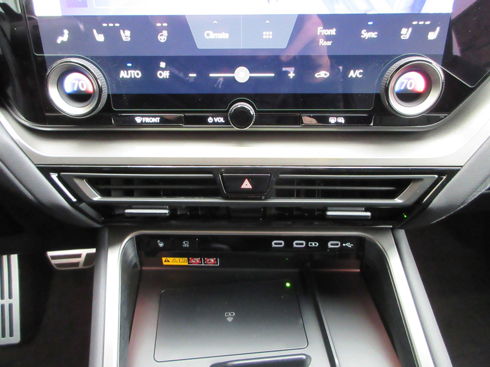 New 2026 Lexus TX 500h AWD image 48