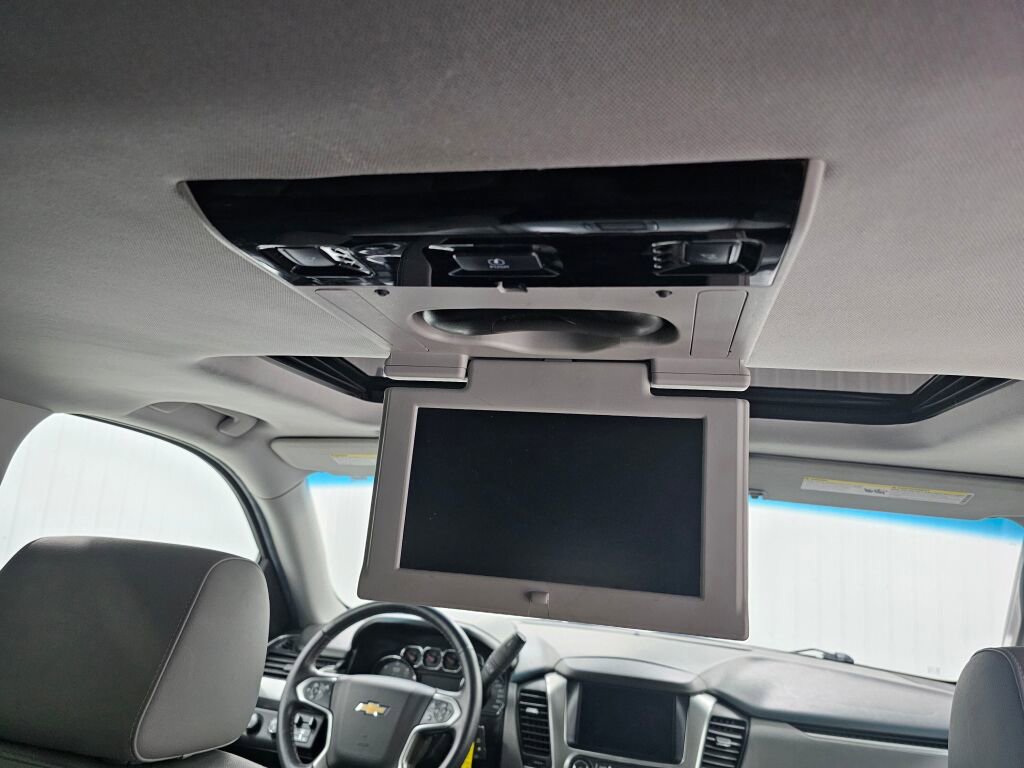 Used 2015 Chevrolet Suburban LT AWD/4WD image 20