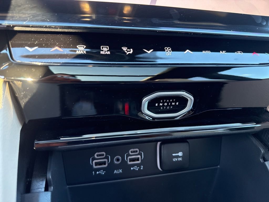 New 2026 Jeep Grand Cherokee Limited image 16