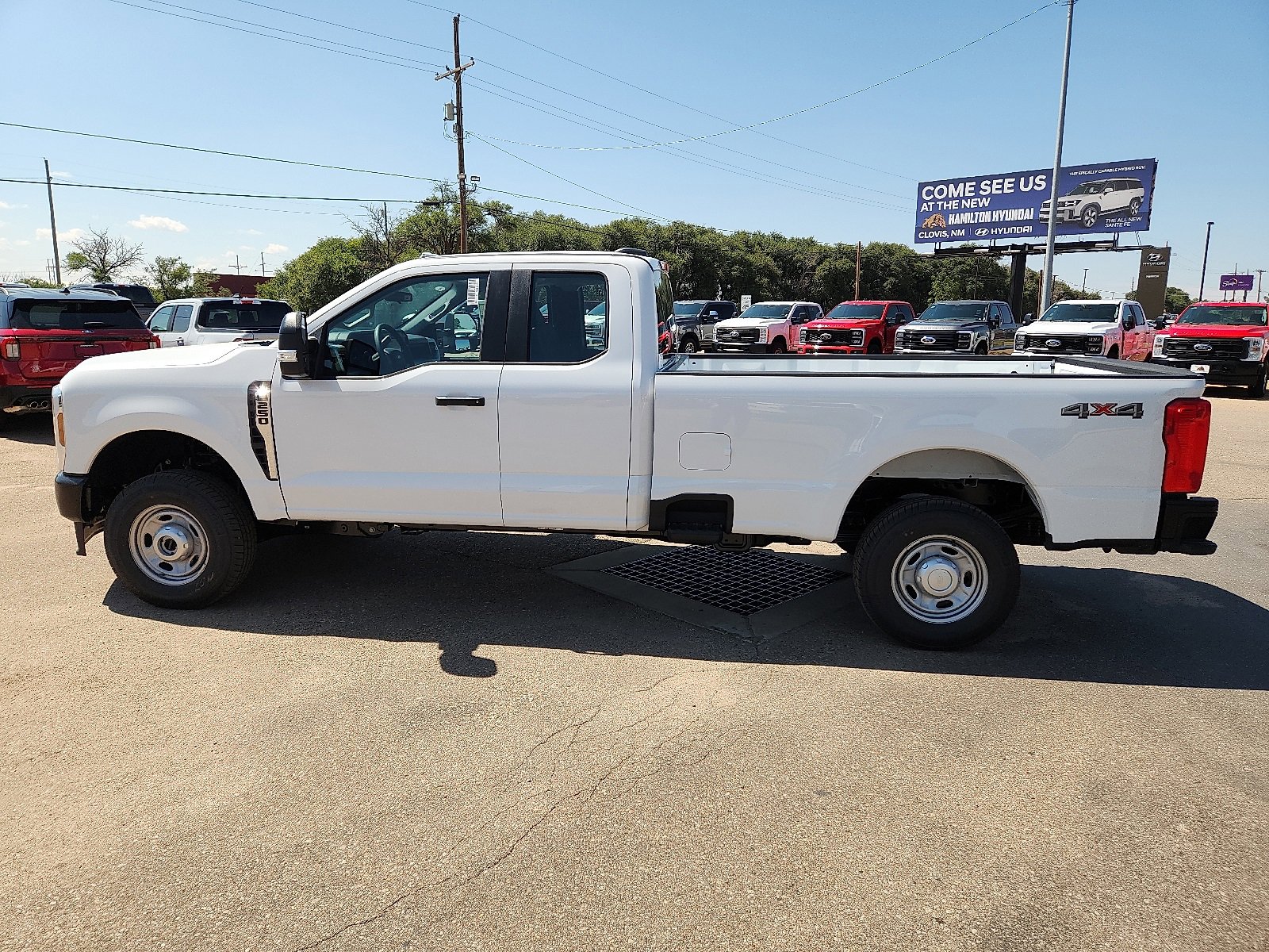 New 2026 Ford F250 4x4 SuperCab Super Duty image 2