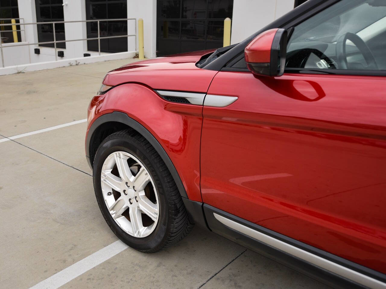 Used 2015 Land Rover Range Rover Evoque Pure Plus AWD/4WD image 6