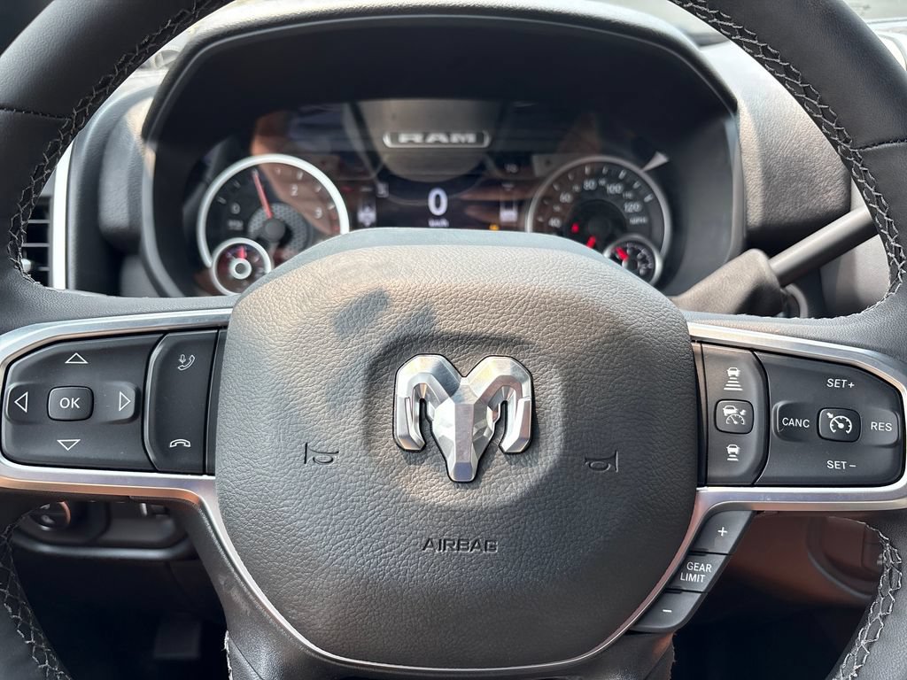 New 2026 RAM 3500 Big Horn AWD/4WD image 24