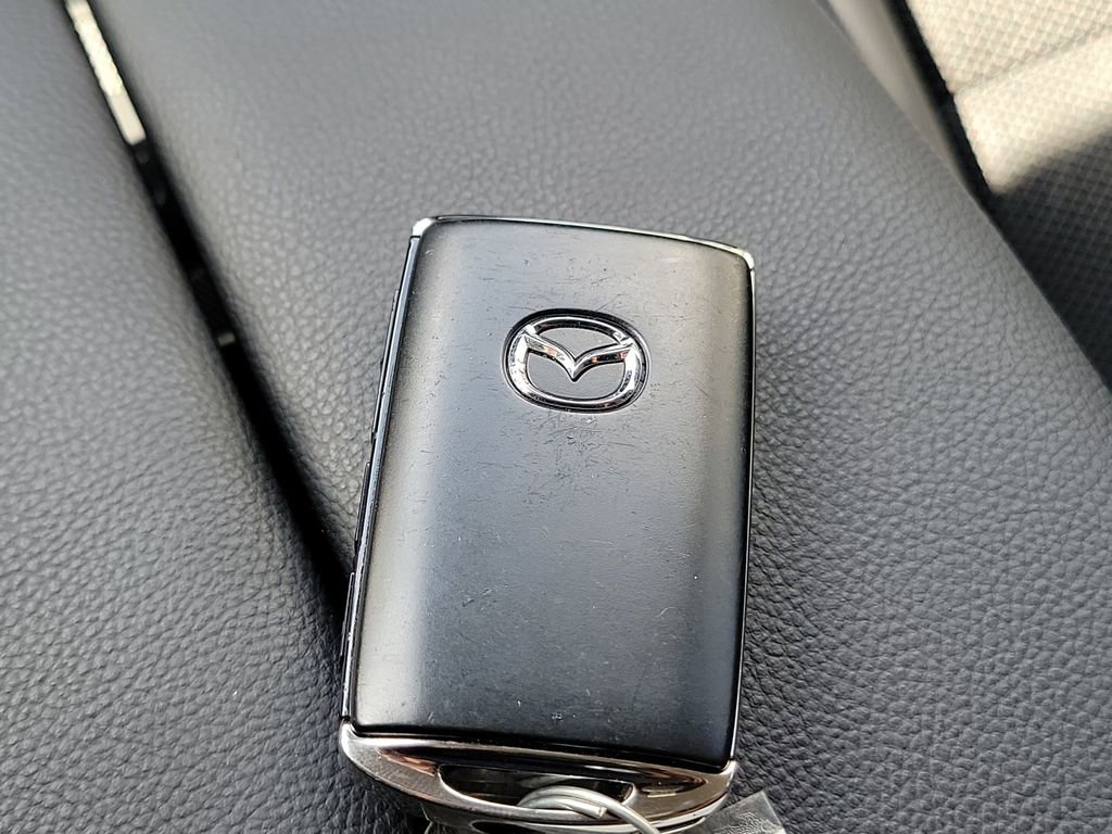 Certified 2025 MAZDA CX-50 2.5 Hybrid w/ Weather Package image 35