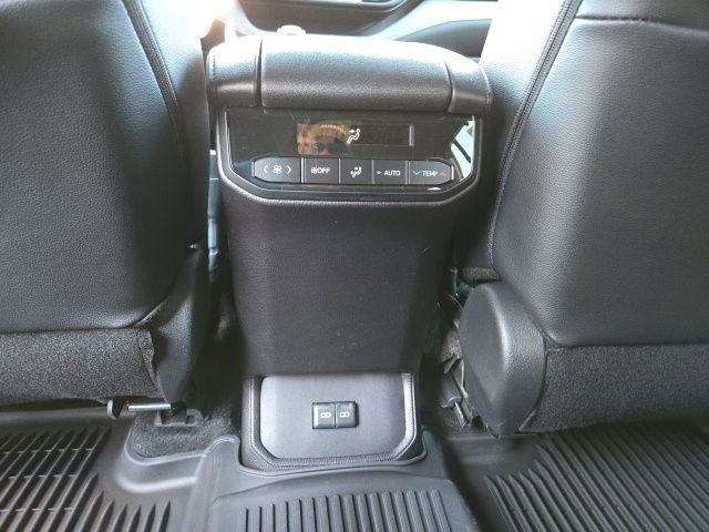 New 2026 Toyota Highlander XSE image 9