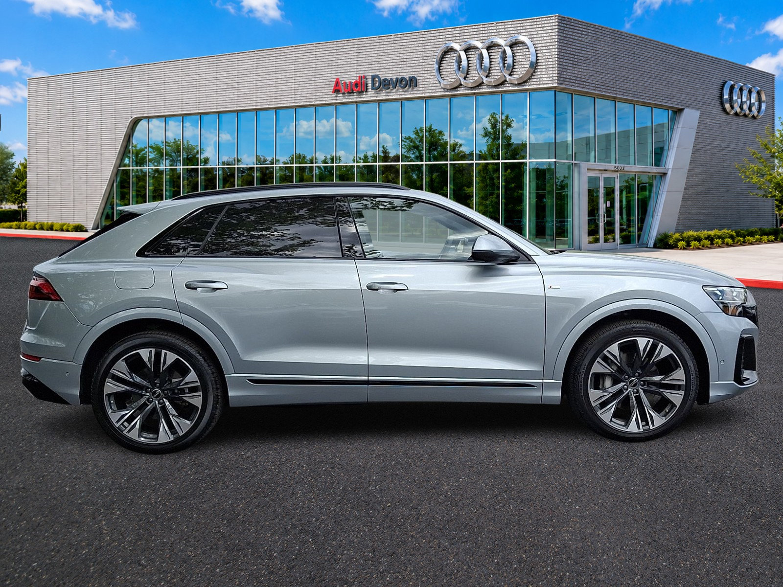 Used 2026 Audi Q8 Prestige w/ Prestige Package AWD/4WD image 7