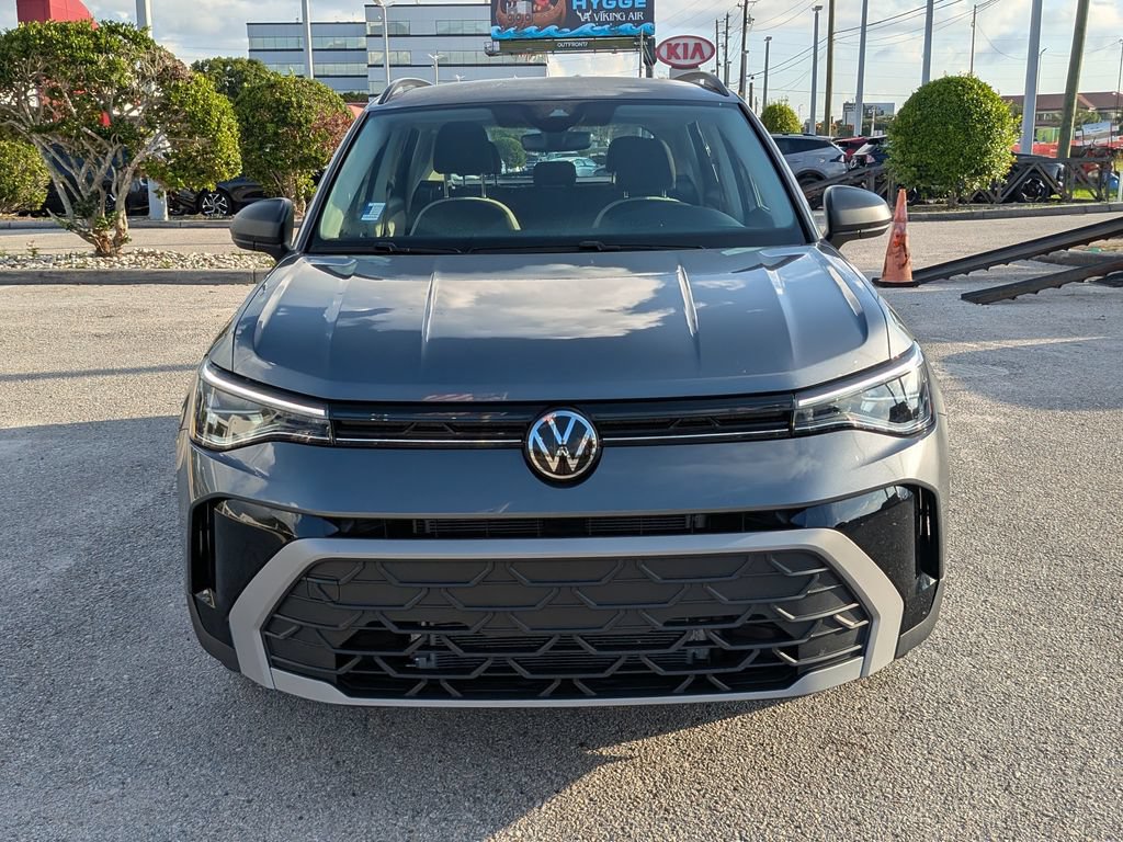 Certified 2025 Volkswagen Taos S FWD image 5