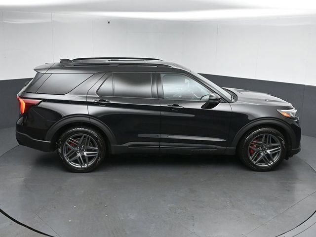 Certified 2025 Ford Explorer ST AWD/4WD image 54