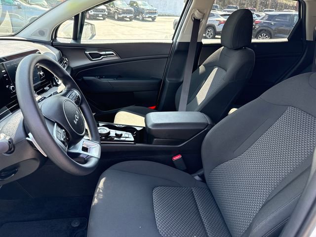 Used 2023 Kia Sportage LX AWD/4WD image 11
