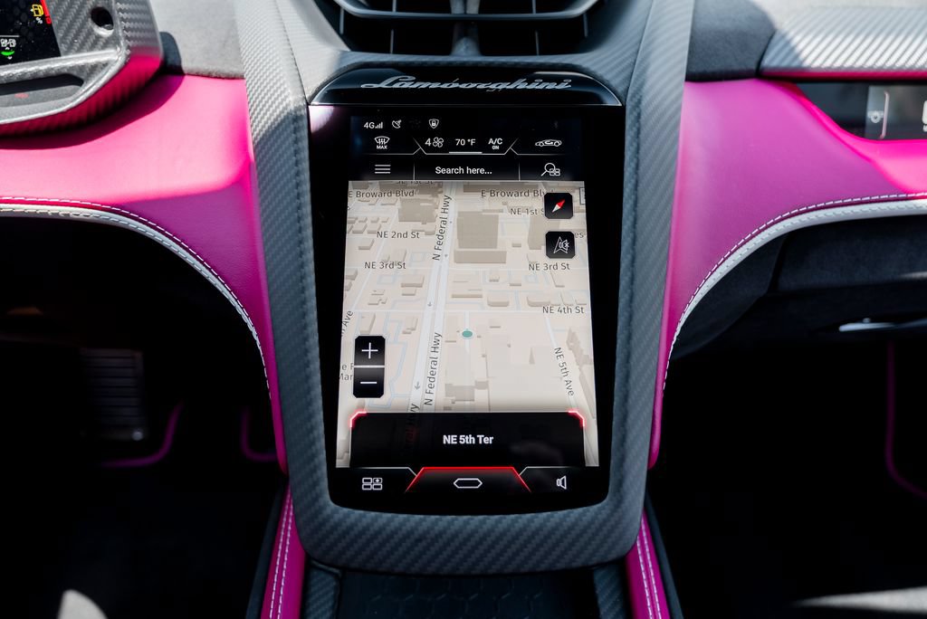 Used 2025 Lamborghini Revuelto AWD/4WD image 68