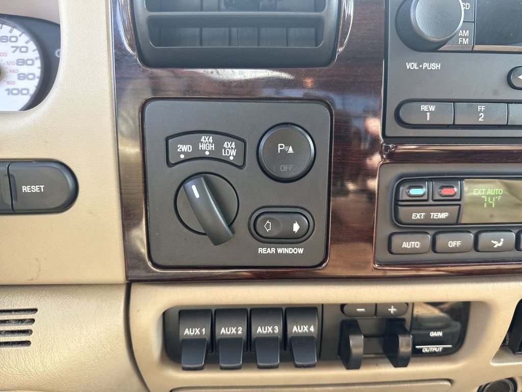 Used 2006 Ford F350 King Ranch AWD/4WD image 24