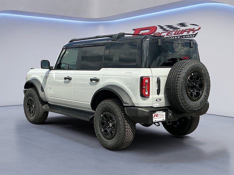 New 2026 Ford Bronco Outer Banks w/ Sasquatch Package image 3