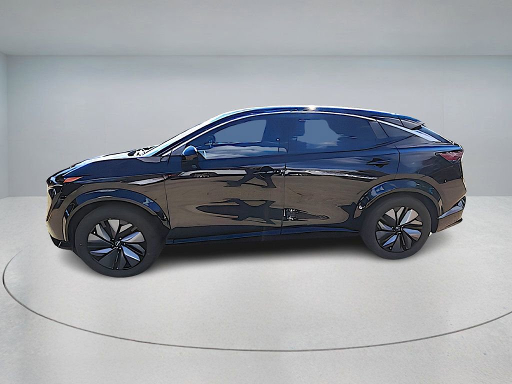 Used 2023 Nissan Ariya FWD image 2