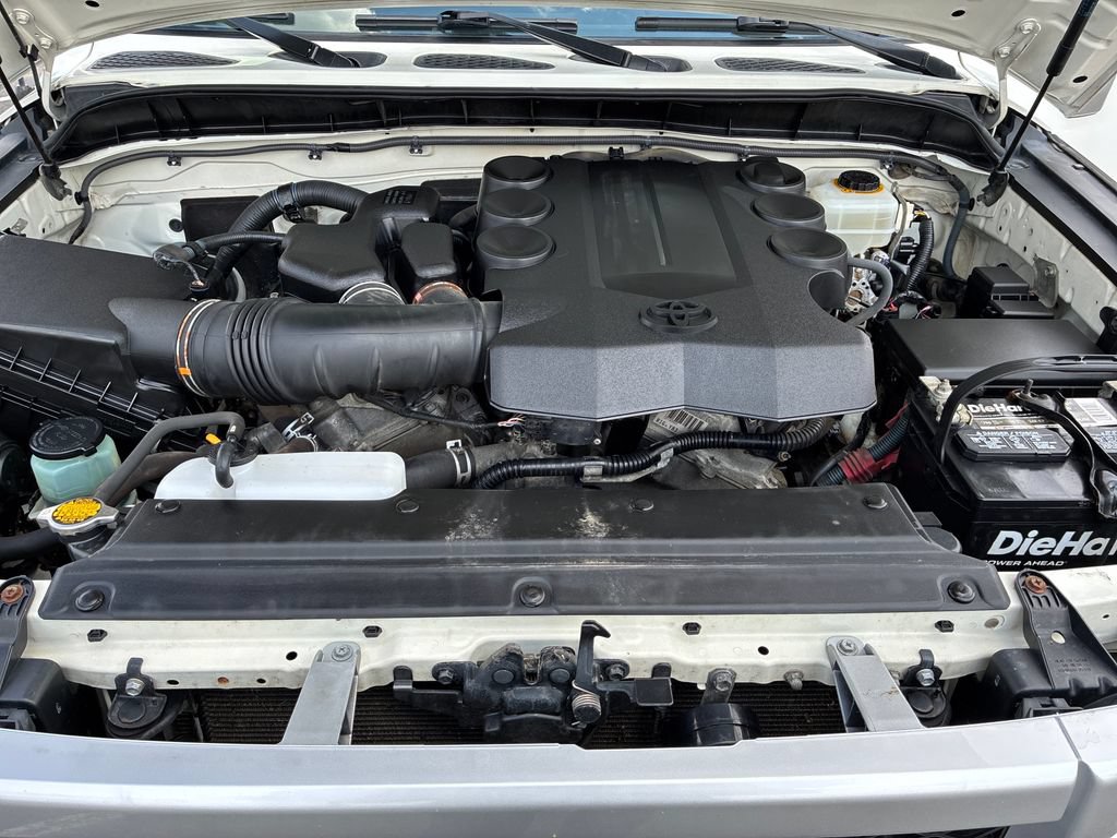 Used 2014 Toyota FJ Cruiser 4WD w/ Upgrade Package image 10