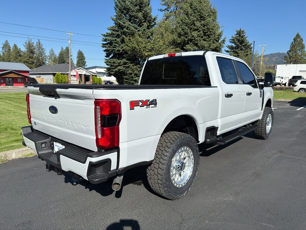 New 2026 Ford F250 XL w/ STX Appearance Package AWD/4WD image 4