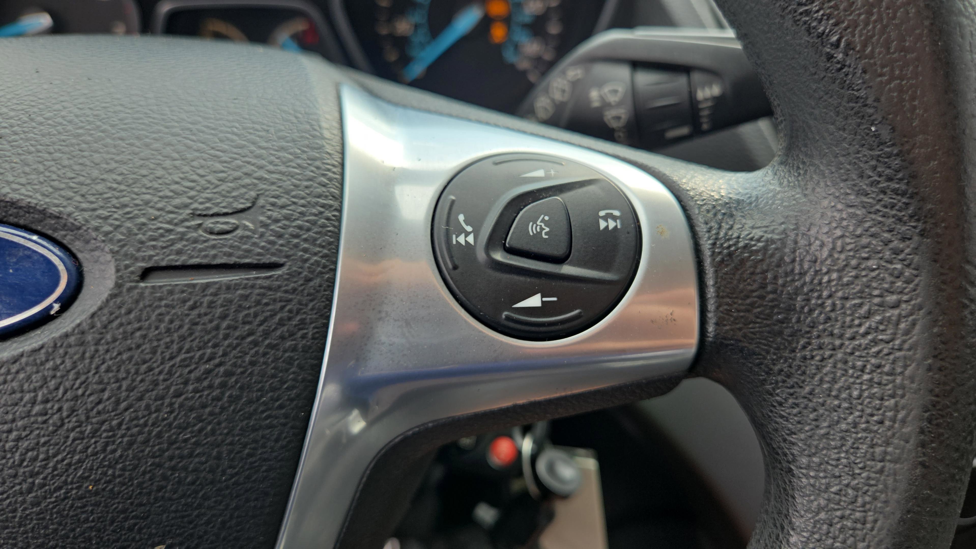 Used 2016 Ford Escape SE FWD image 23