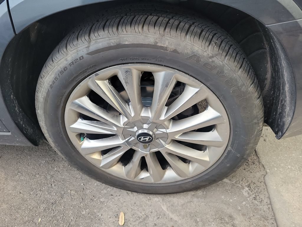 Used 2020 Hyundai Palisade Limited FWD image 14
