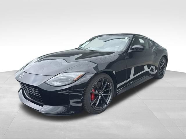 Used 2024 Nissan Z Performance w/ Floor Mat Package RWD image 3