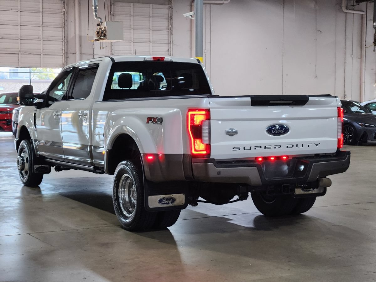 Used 2019 Ford F350 King Ranch w/ King Ranch Ultimate Package AWD/4WD image 11