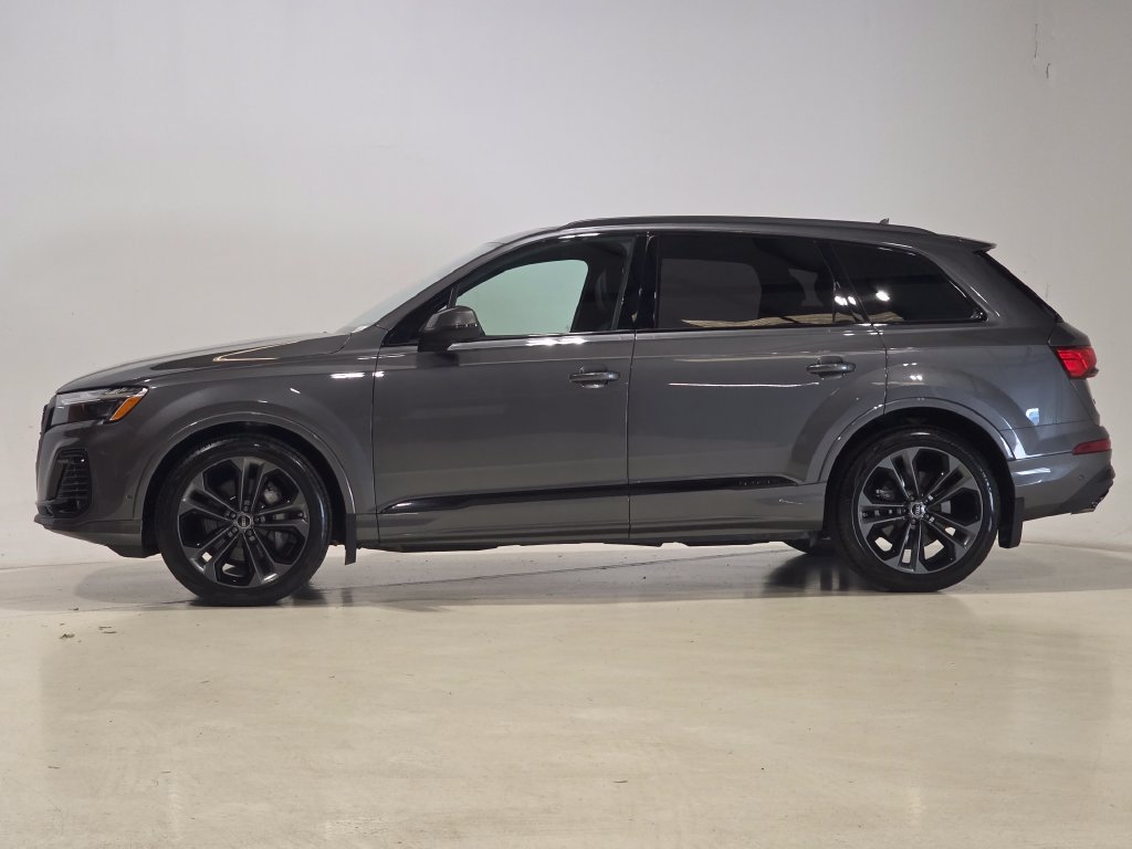 Certified 2025 Audi Q7 3.0T Prestige w/ Prestige Package AWD/4WD image 3