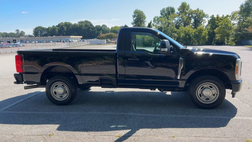 Used 2024 Ford F350 XL w/ Camper Package image 16