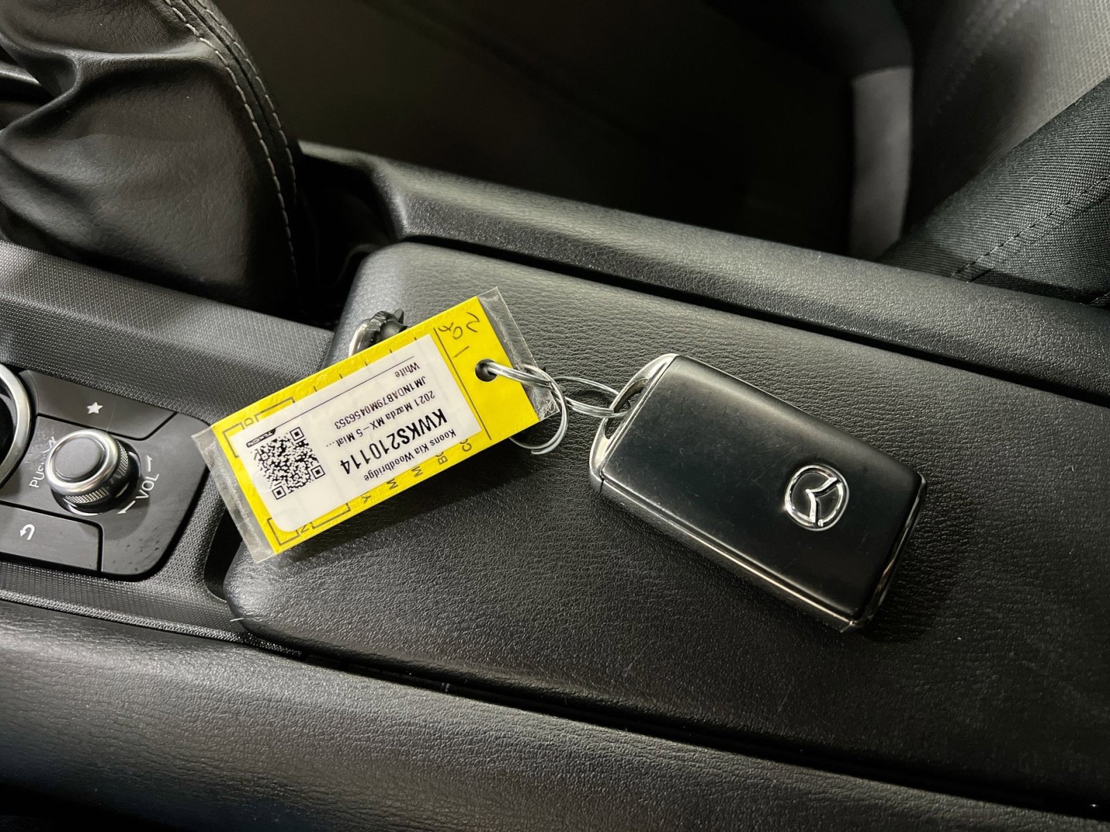 Used 2021 MAZDA MX-5 Miata Sport image 31