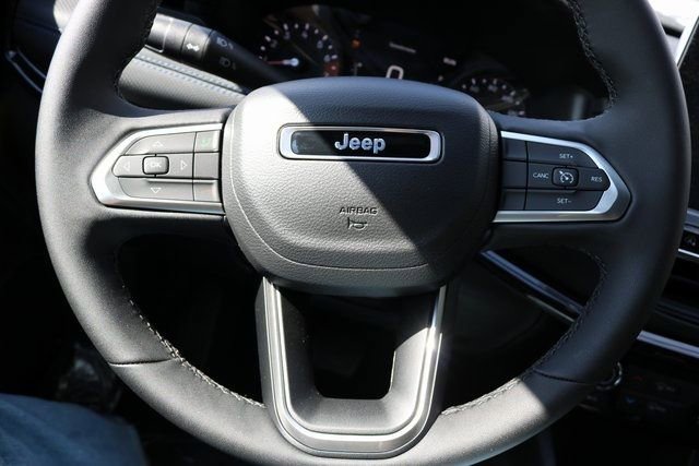New 2026 Jeep Compass Latitude AWD/4WD image 19