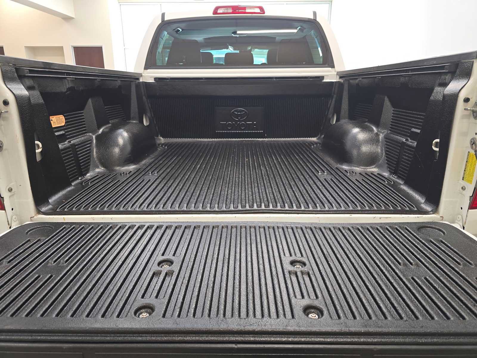 Used 2018 Toyota Tundra 1794 Edition AWD/4WD image 31
