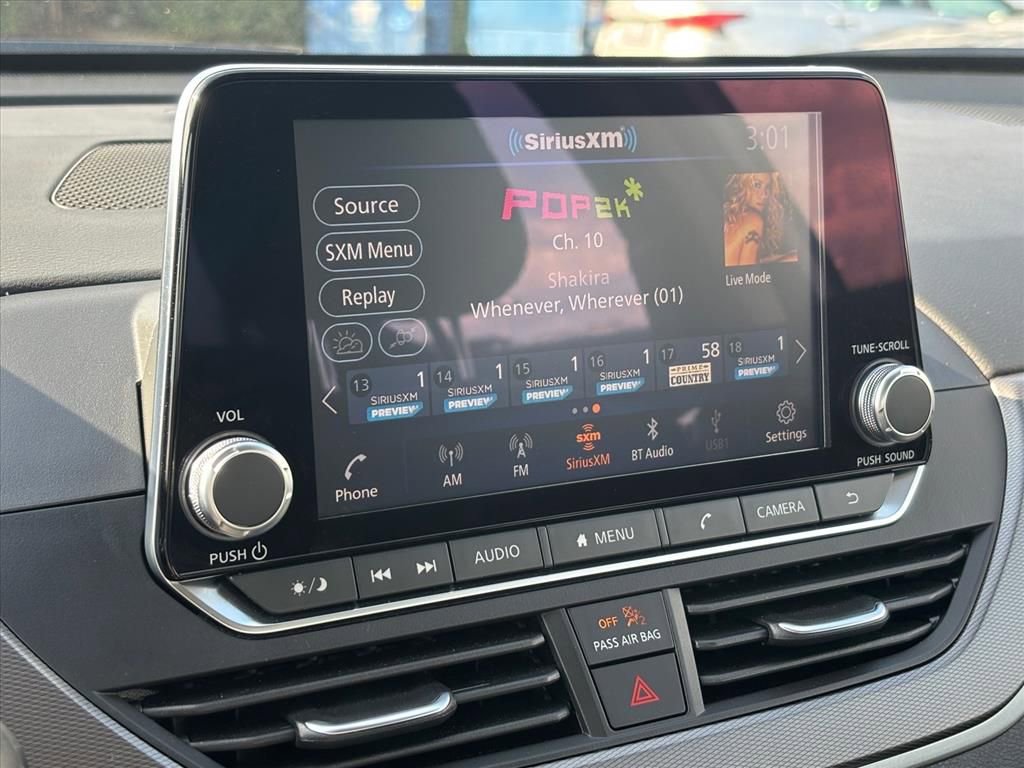 Used 2024 Nissan Altima 2.5 SR image 3