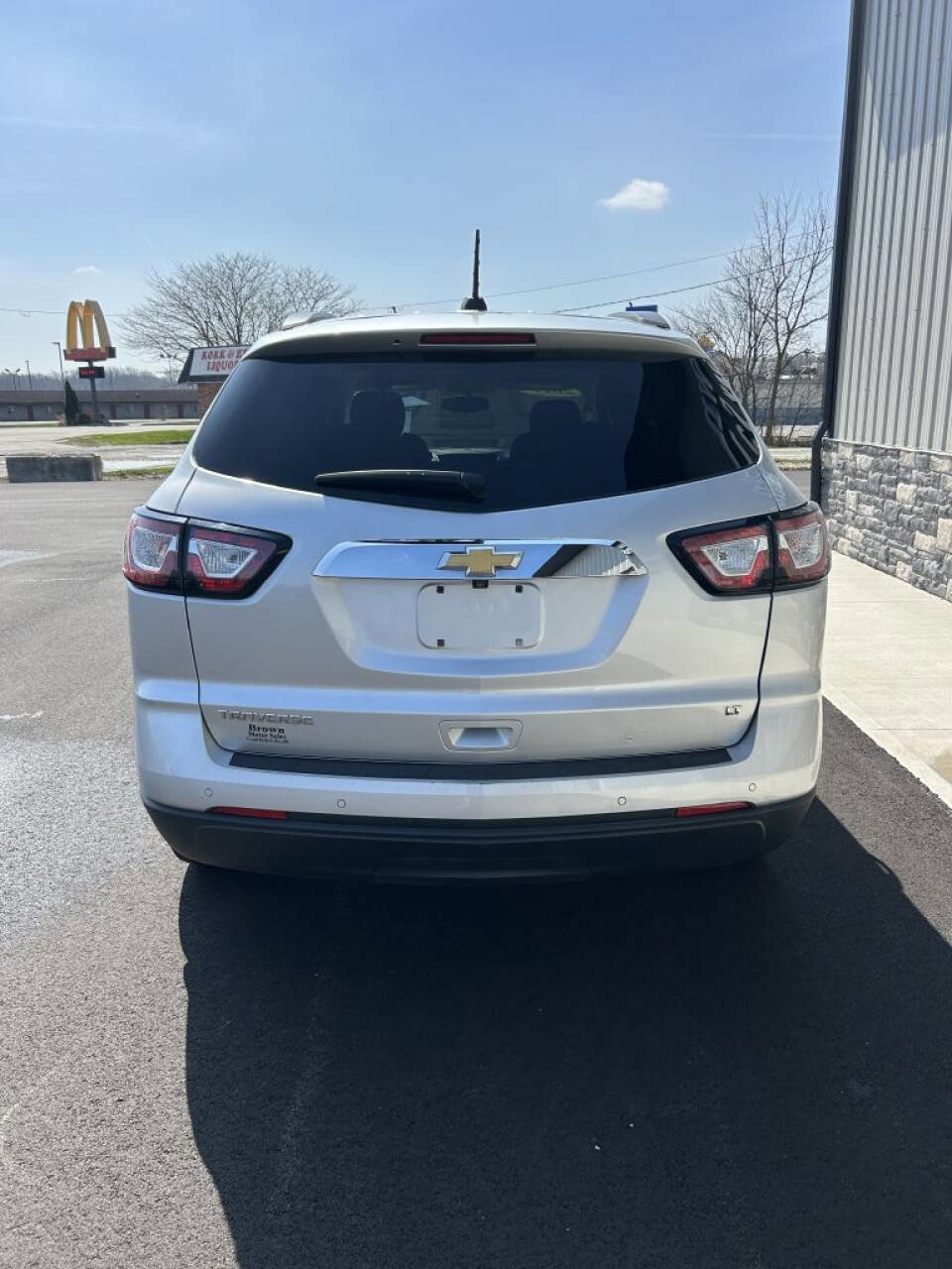 Used 2017 Chevrolet Traverse LT w/ Traveler's Package image 4