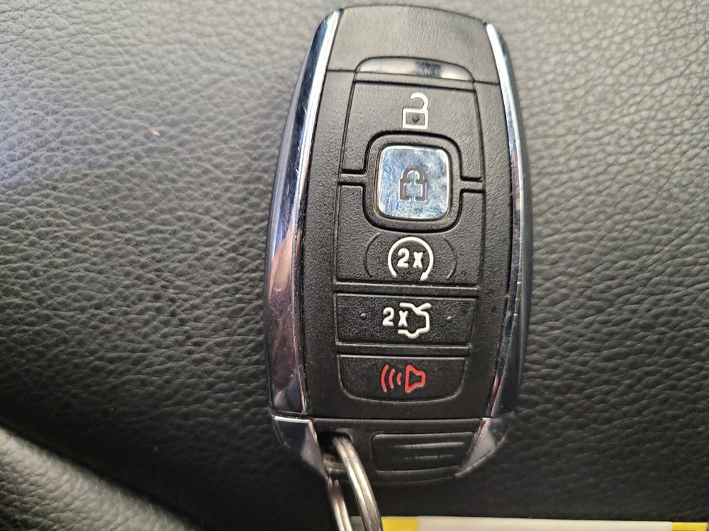 Used 2017 Lincoln MKC Premiere AWD/4WD image 32