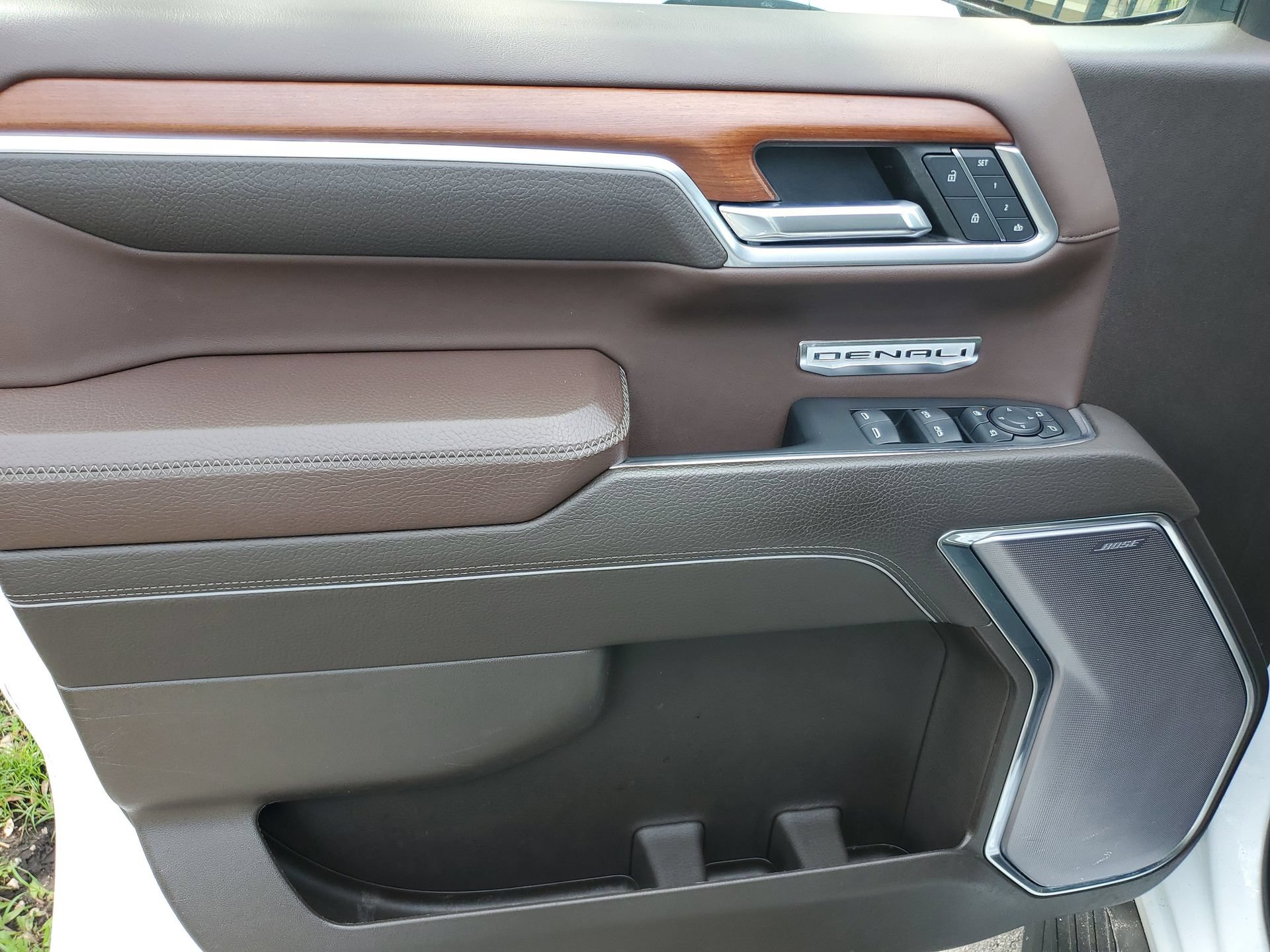 Used 2023 GMC Sierra 1500 Denali AWD/4WD image 16