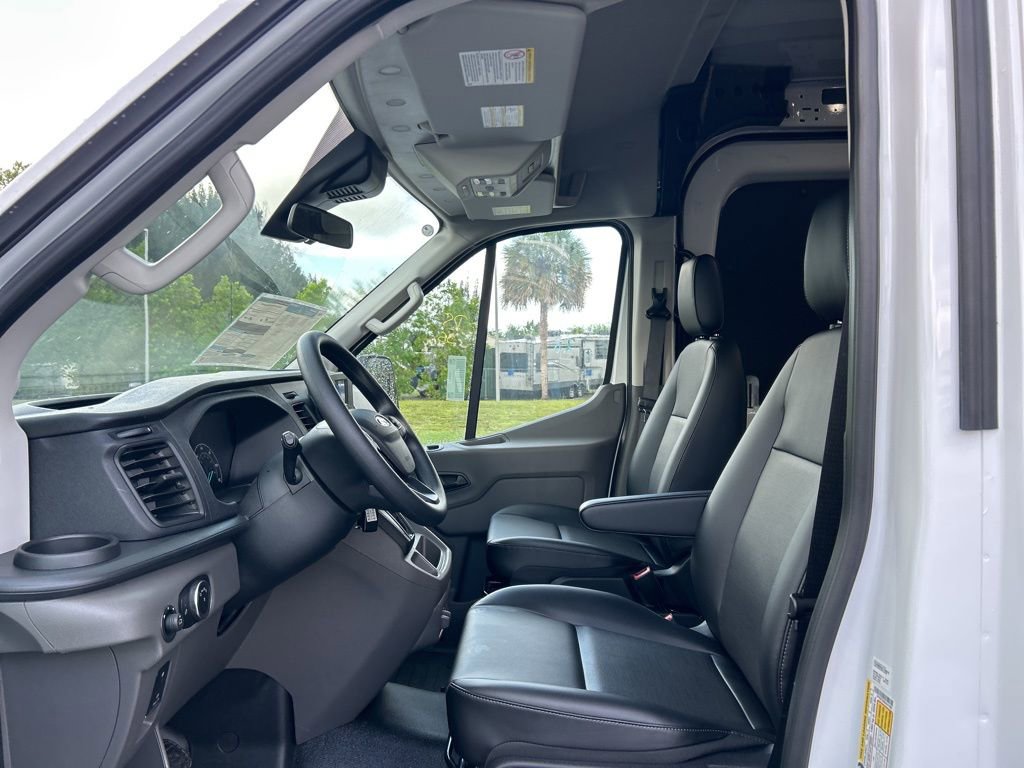 New 2025 Ford Transit 150 148 Medium Roof w/ Load Area Protection Package image 9