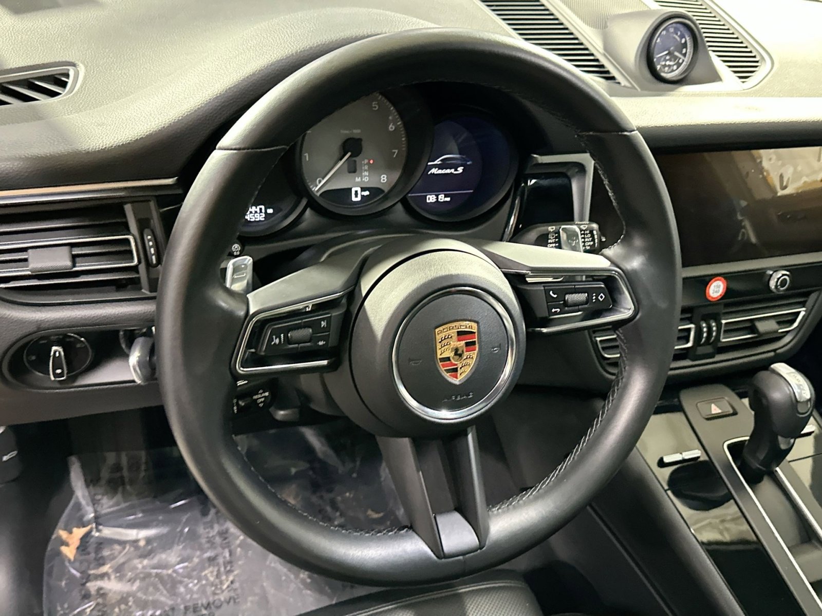 Used 2023 Porsche Macan S image 19