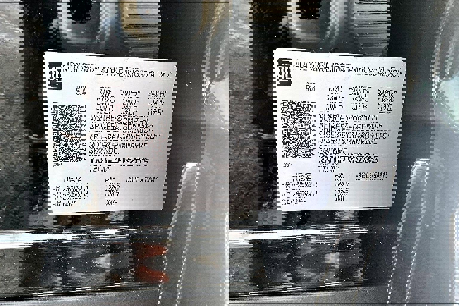 Used 2024 Chevrolet Equinox EV LT image 28