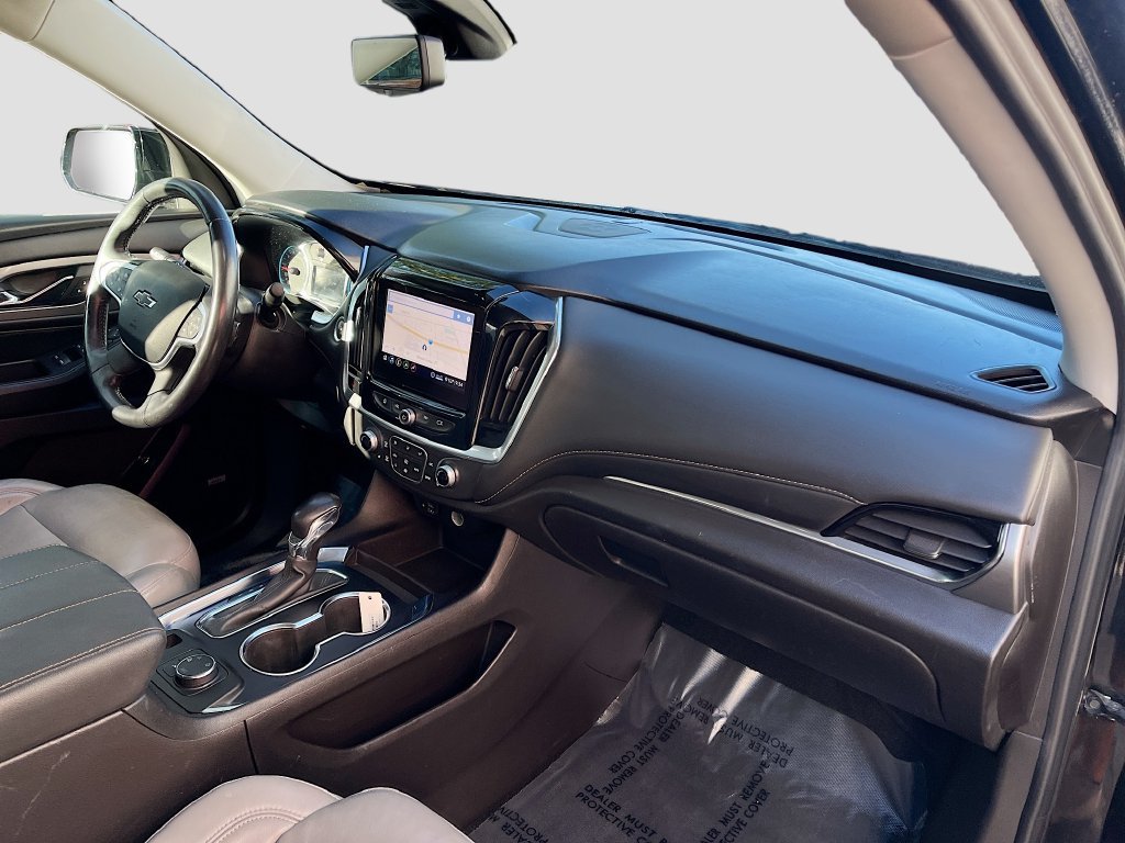 Used 2021 Chevrolet Traverse RS AWD/4WD image 32