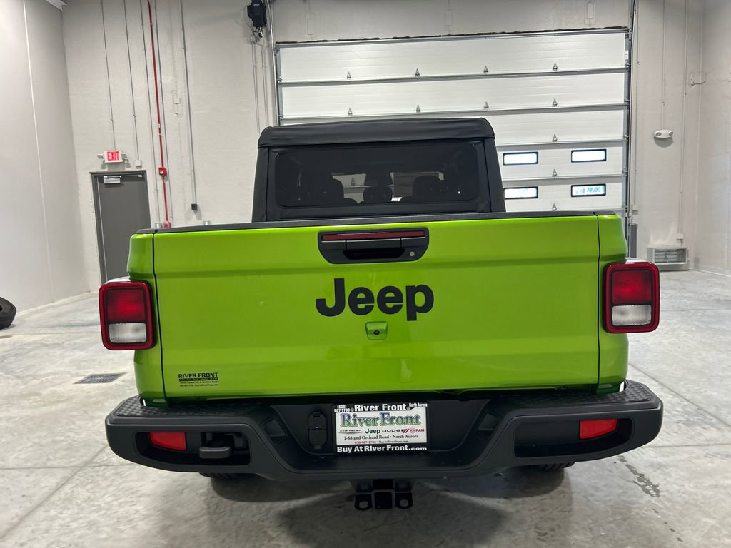 New 2026 Jeep Gladiator Sport image 7