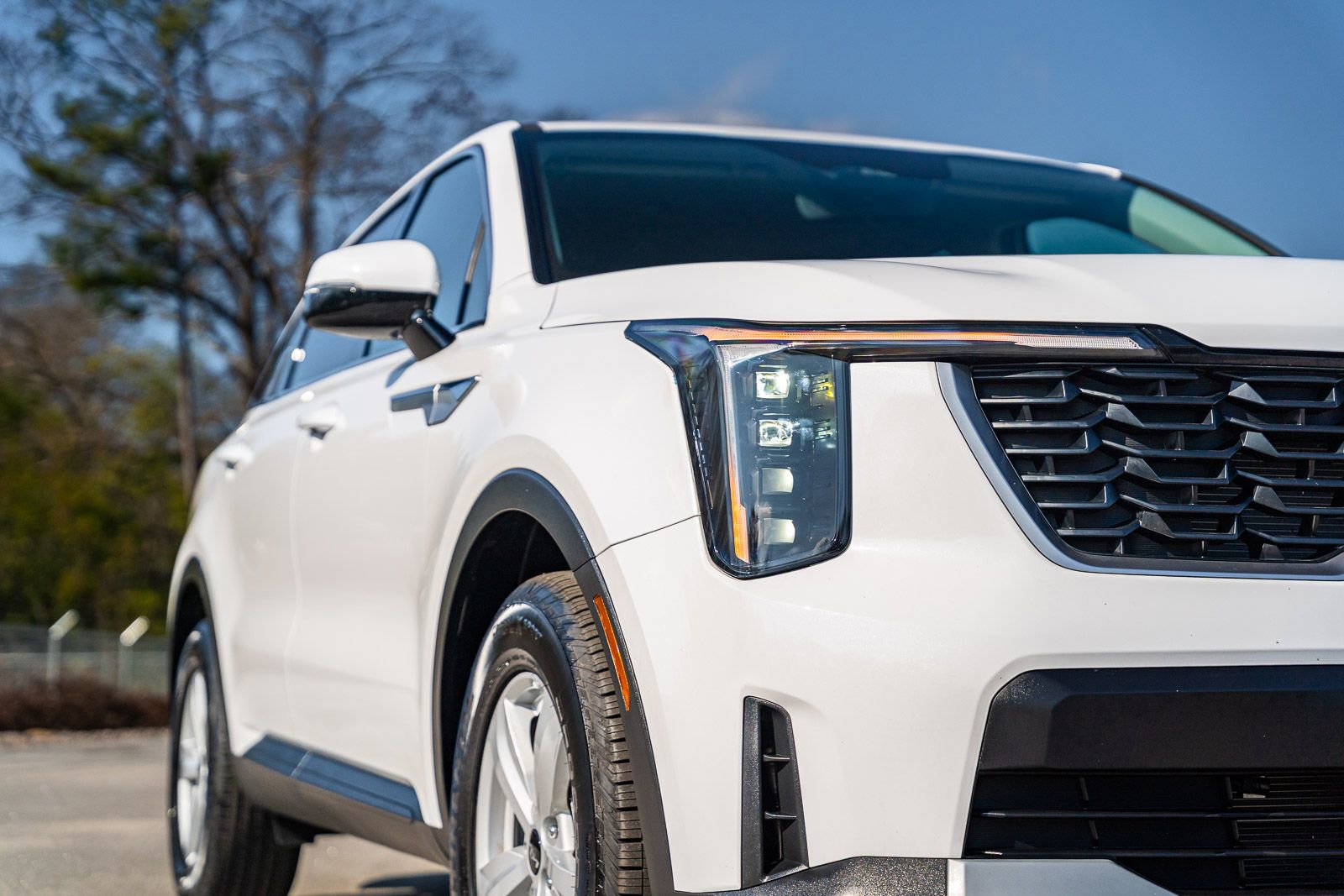 Used 2025 Kia Sorento LX image 10