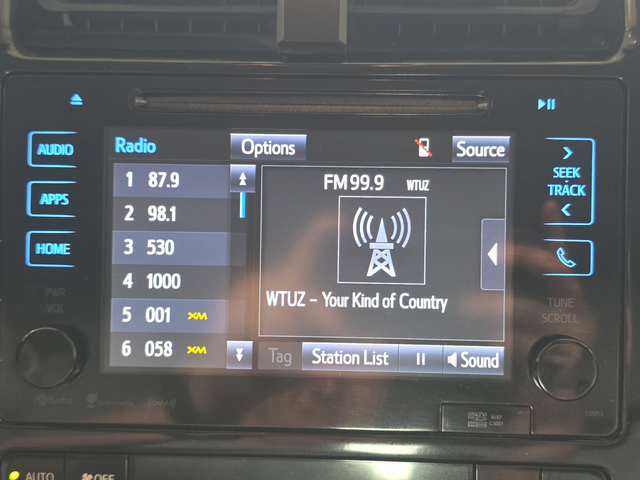 Used 2017 Toyota Prius Prime Plus FWD image 18