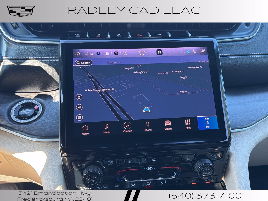 Used 2025 Jeep Grand Cherokee Limited AWD/4WD image 10