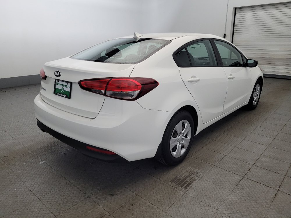 Used 2017 Kia Forte LX FWD image 9