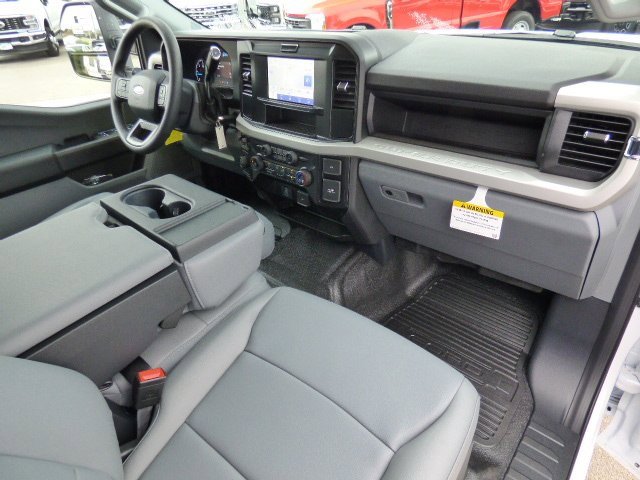 New 2026 Ford F350 XL w/ XL Chrome Package image 11