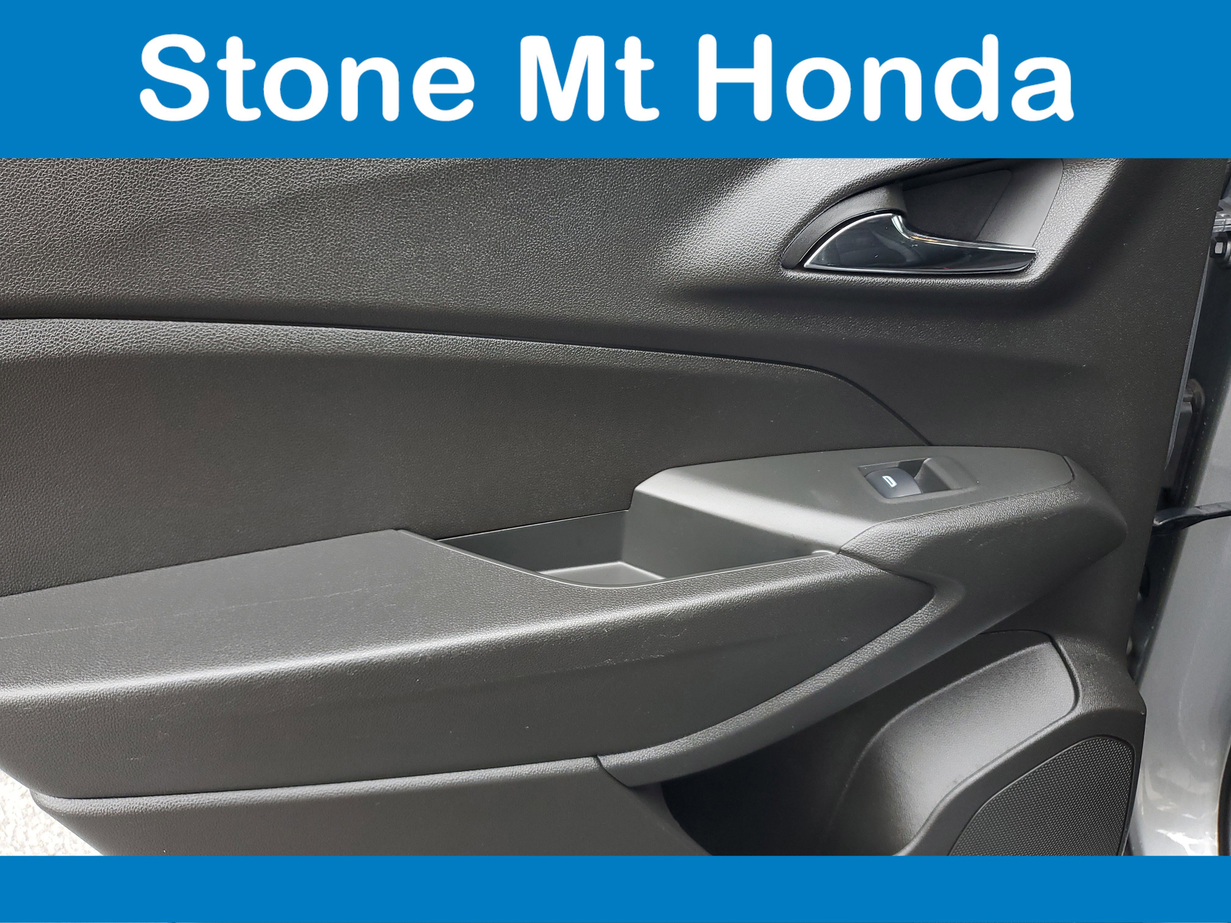 Used 2024 Chevrolet Trax LT image 13